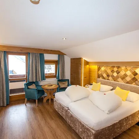 Hotel Schlosshof-2