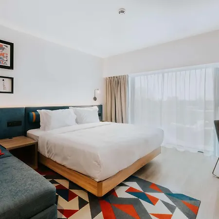 Hampton By Hilton Warsaw Reduta-2