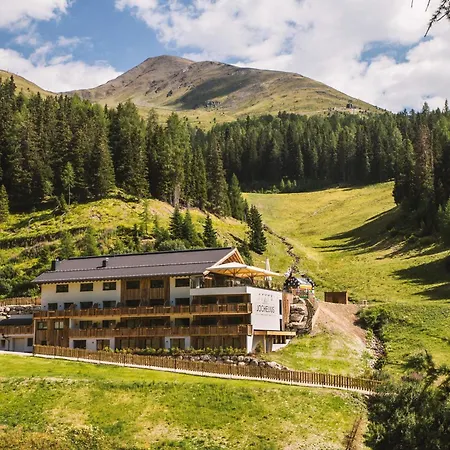 Das Jochelius - Bike in&Bike out - Mountain Hideaway-3