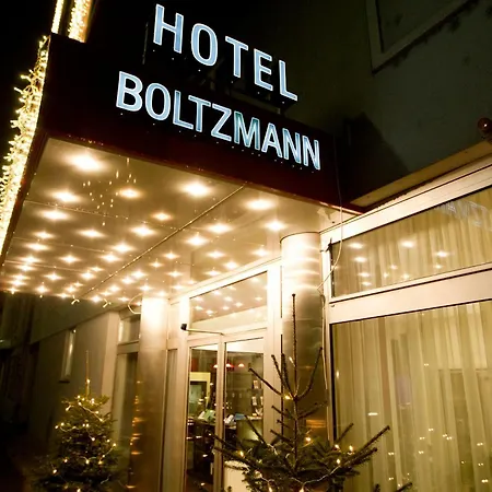 Hotel Boltzmann-3