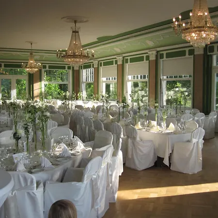 Schlosshotel Molkenkur-2