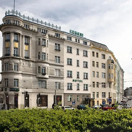 Hotel Goldene Spinne-2