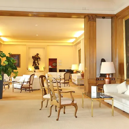 Hotel Du Grand Lac Excelsior-2