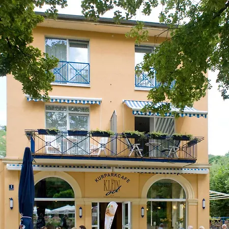 Kurparkhotel Das Kleinod-3