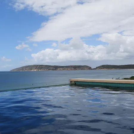 Periwinkle Lodge Guest House-3