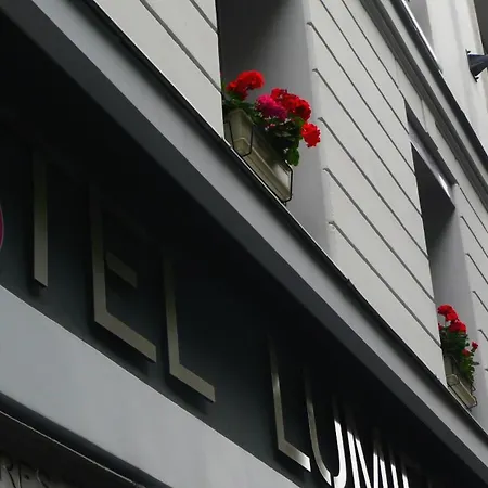 Hotel Lumieres Montmartre Paris-2