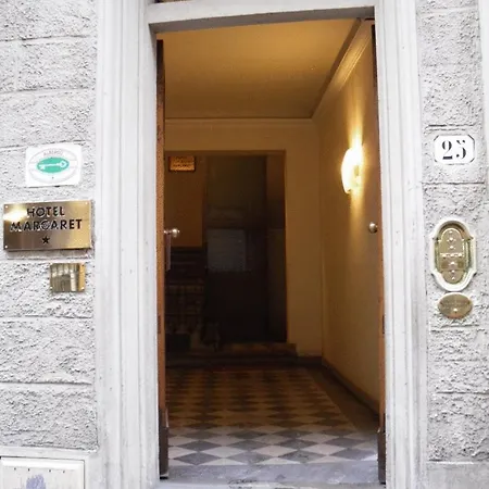Hotel Margaret-3