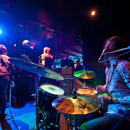 Hotel Albani Bar Of Music-2