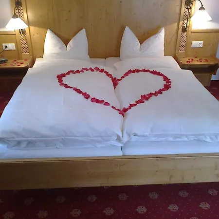 Tourist Hotel Boehm-3