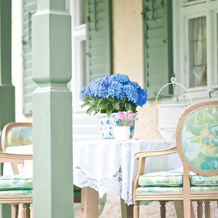 Villa Adolphine-2