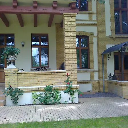 Residenz Villa Kult-3