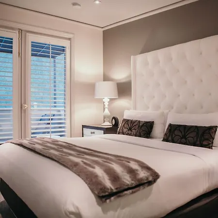 Mosaic Hotel Beverly Hills-3