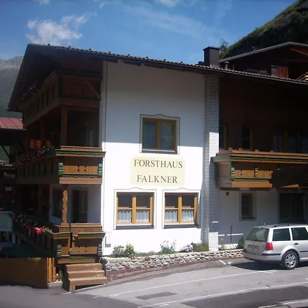 Forsthaus Falkner-2
