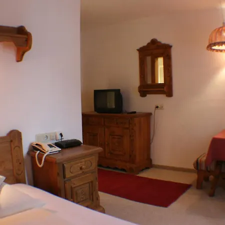 Hotel Garni Lärchenhof-3
