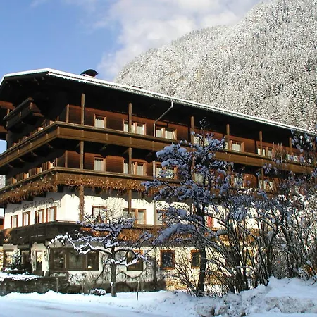 Hotel-Pension Strolz-3