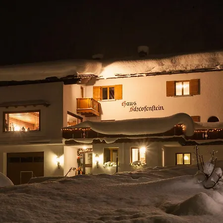 Haus Schrofenstein-3