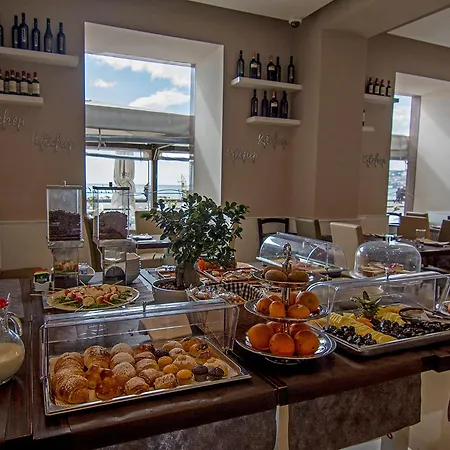 Partenope Relais-2