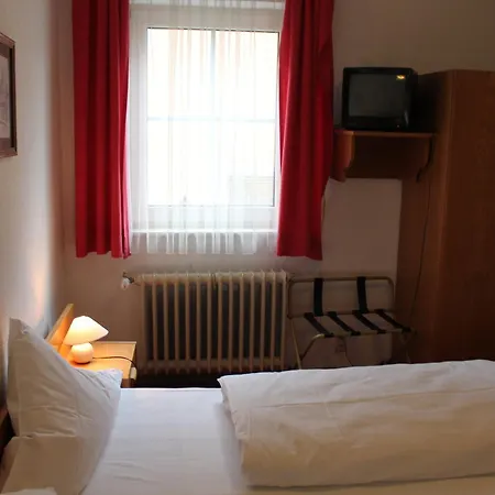 Hotel Gasthof zur Linde-2