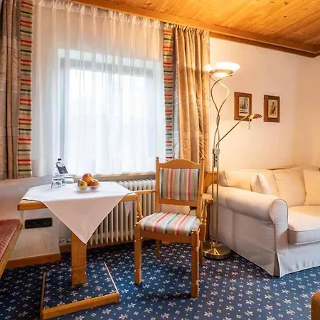 Hotel Alpina-3