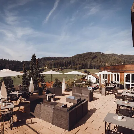 Wellnesshotel Sonnenhalde Tonbach-2