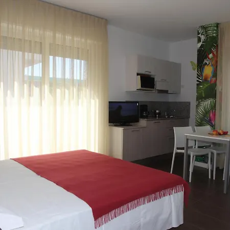 Hotel Luciana-3