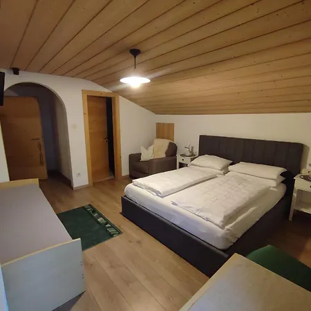 Garni Hattlerhof B&B-3