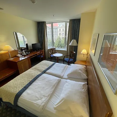 Ramada Prague City Centre-3
