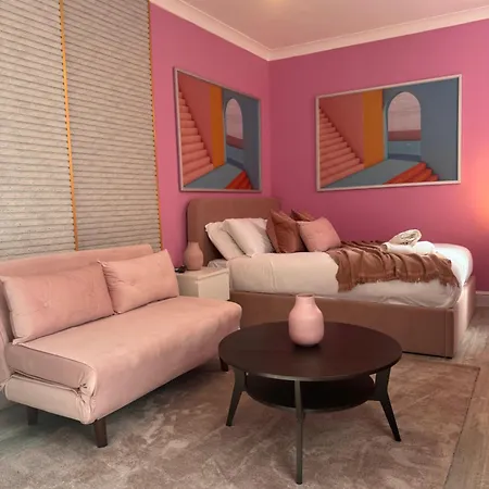 Devonshire Terrace Studios-3