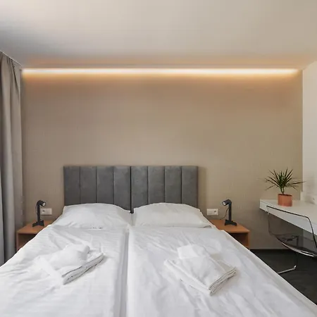 Hotel Taxis Bratislava-3
