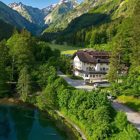 Elements Hotel Christlessee-2