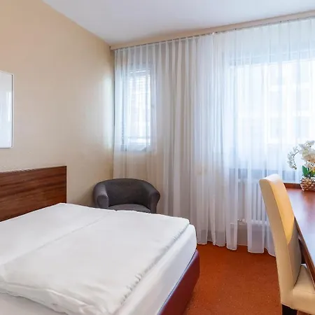 Hotel Rieker Stuttgart Hauptbahnhof-2
