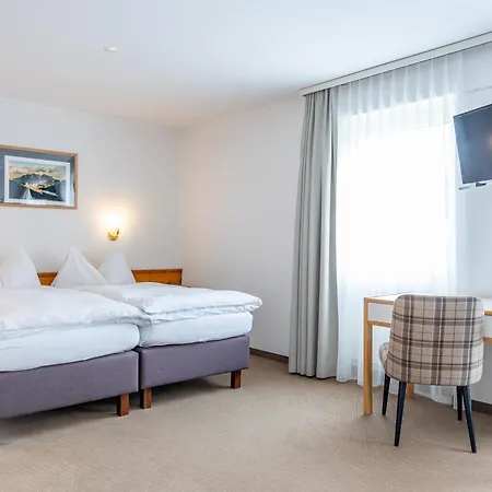 Hotel Dischma-3
