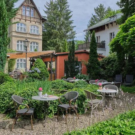 Anno 1900 Hotel Babelsberg-3