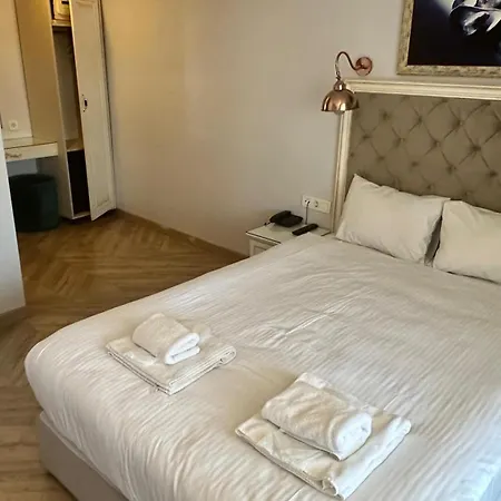 Good Night Hotel Istanbul-2