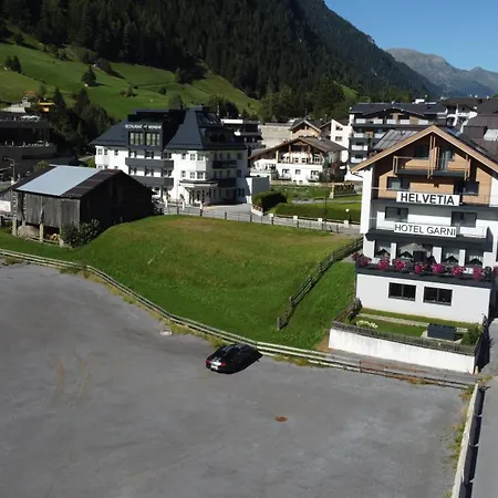 Hotel Garni Helvetia-2