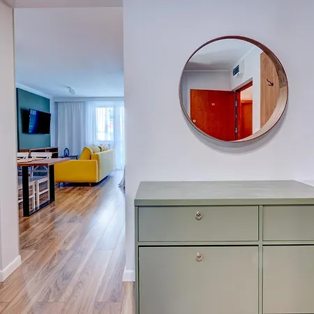 Apartamenty Zdrojowa-2