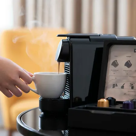 Rendezvous Hotel Singapore By Far East Hospitality-2