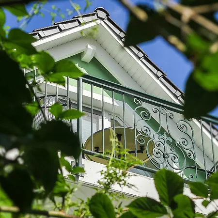 Hotel Garni Inselparadies Zingst-3