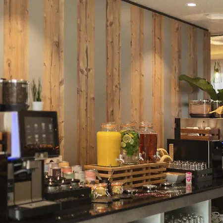 Holiday Inn - The Niu, Mill Cologne Muelheim, An Ihg Hotel-2