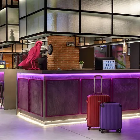 Moxy Lisbon City-2