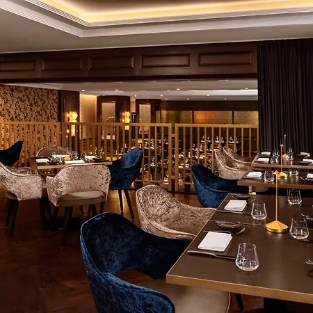 Hilton Vienna Plaza-3