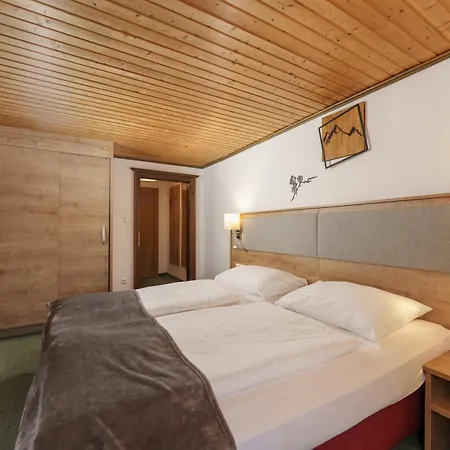 Hotel Gasthof Kirchenwirt-3