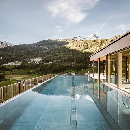 Sportlers Lodge Soelden Lifestyle-Laessig-Anders-3