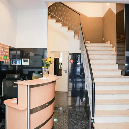 Hotel City Star-3