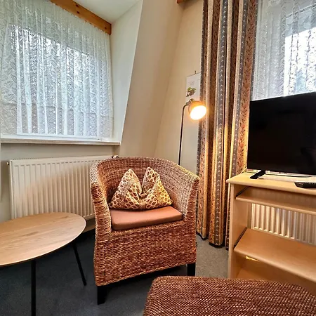 Pension zum Löwen, Parkplatz, Wlan, Zentral-3