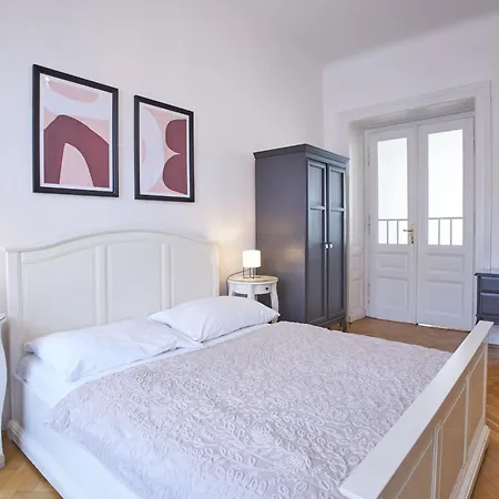 Charles Bridge Premium Residence-3
