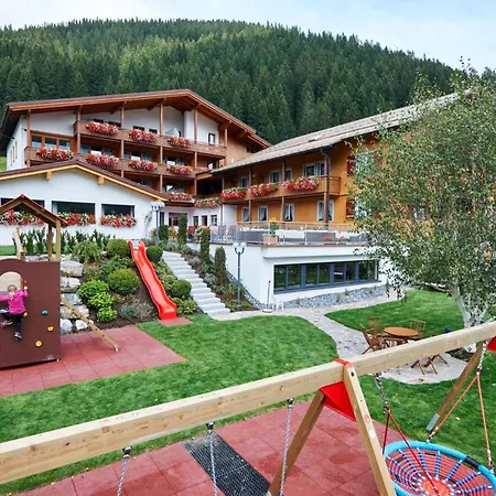 Hotel Alpenblume-2