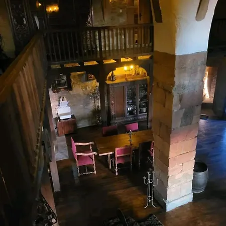 Burg Hermannstein - Rittersaal-3