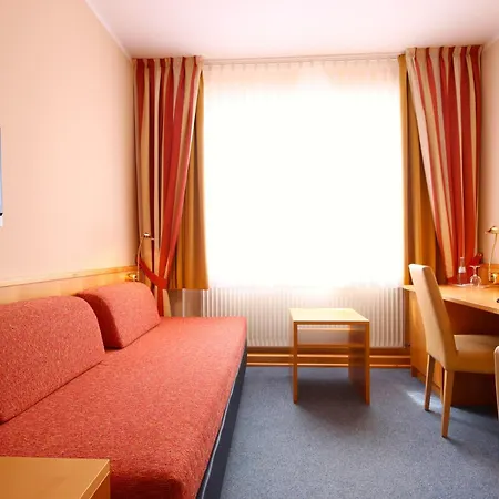 Hotel Hanken GmbH, Hotel Hanken und Seehotel-3
