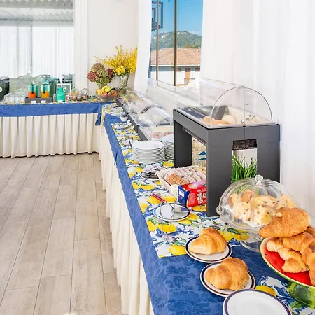Blue Lake Residence - Bardolino-2